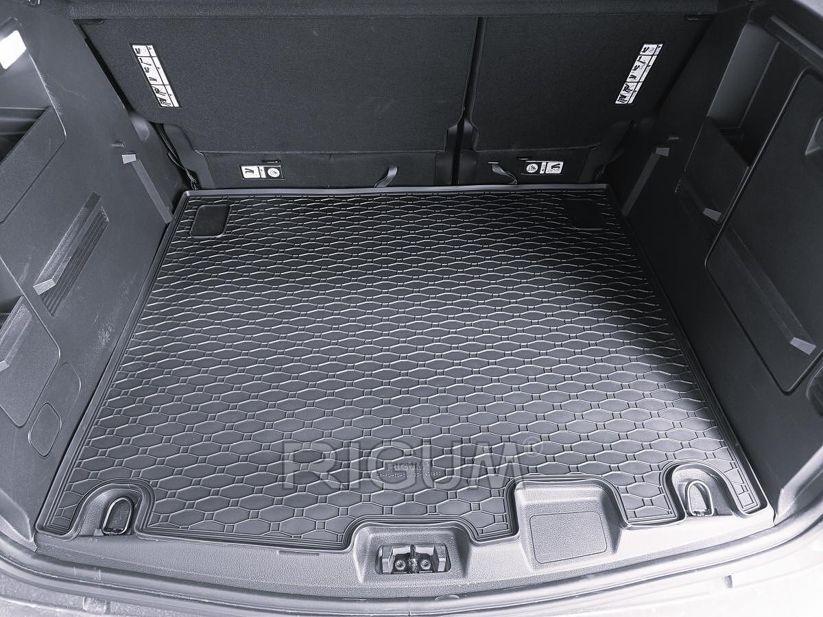 Гумена стелка за багажник за Ford Tourneo Courier модел от 2024 година нагоре